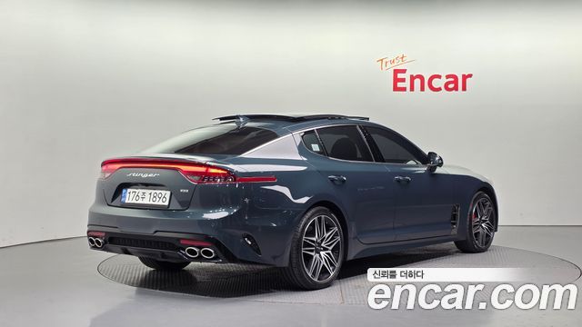 Kia Stinger 2022 thumb 3