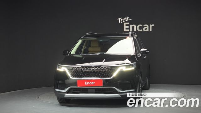 Kia Carnival 2021 thumb 3