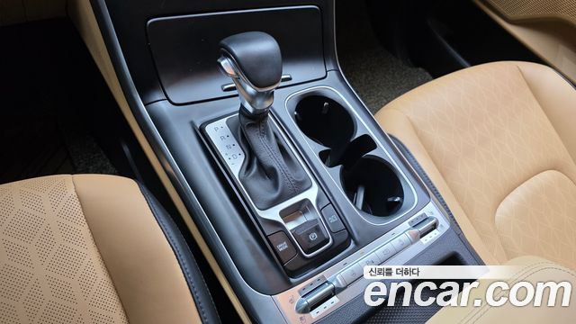 Kia Carnival 2021 thumb 9