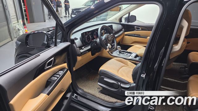 Kia Carnival 2021 thumb 10