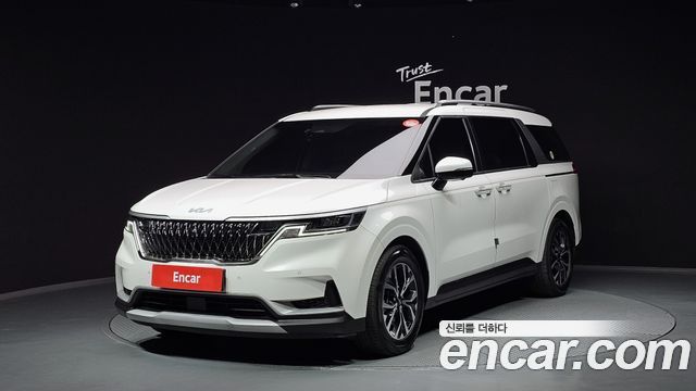 Kia Carnival 2021 thumb 2