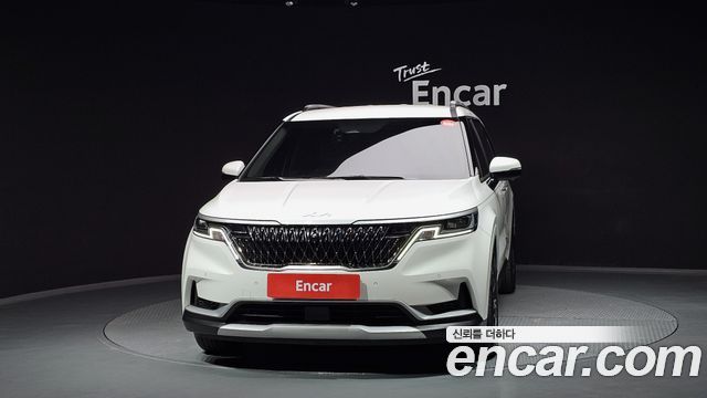 Kia Carnival 2021 thumb 4