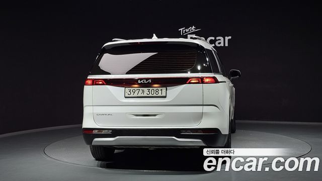 Kia Carnival 2021 thumb 5
