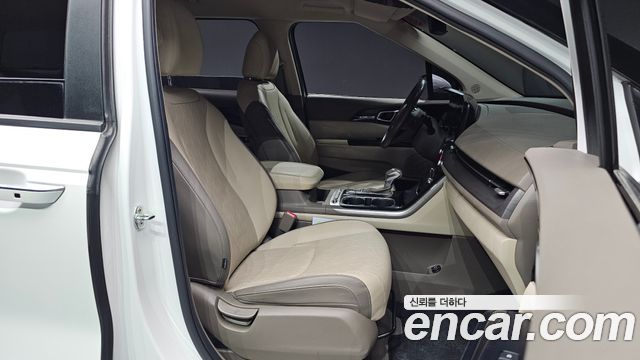 Kia Carnival 2021 thumb 11