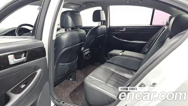Hyundai Genesis 2012 thumb 11