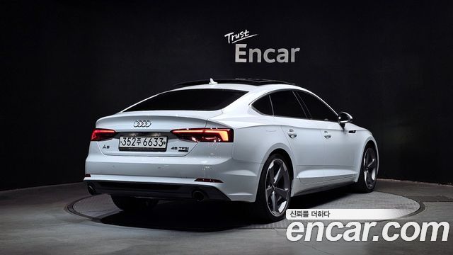 Audi A5 2019 thumb 3