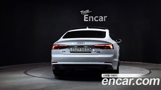 Audi A5 2019 thumb 5