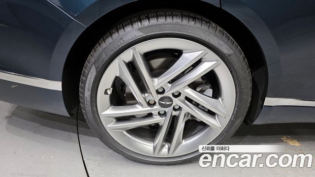 Genesis G80 2024 thumb 6