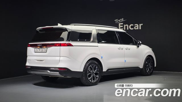 Kia Carnival 2022 thumb 3