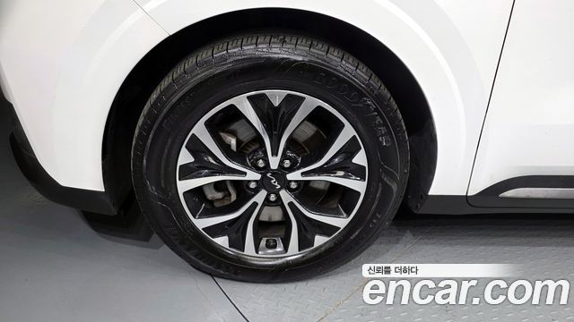 Kia Carnival 2022 thumb 6