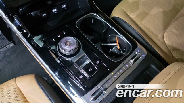 Kia Carnival 2022 thumb 10