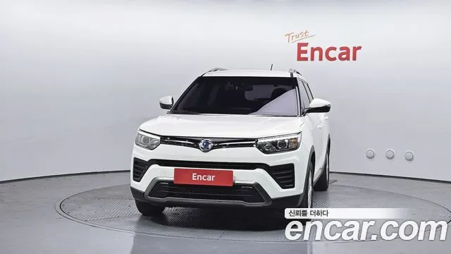 SsangYong Tivoli 2022 thumb 4