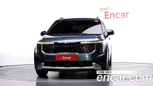Kia Carnival 2024 thumb 4