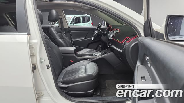 Kia Sportage 2013 thumb 10