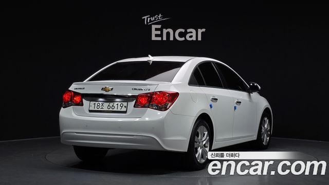 Chevrolet Cruze 2014 thumb 2