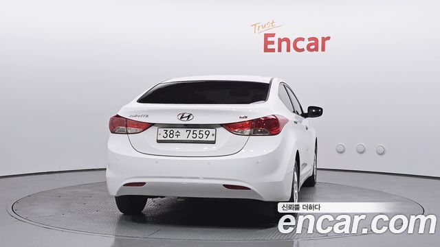 Hyundai Avante 2012 thumb 4