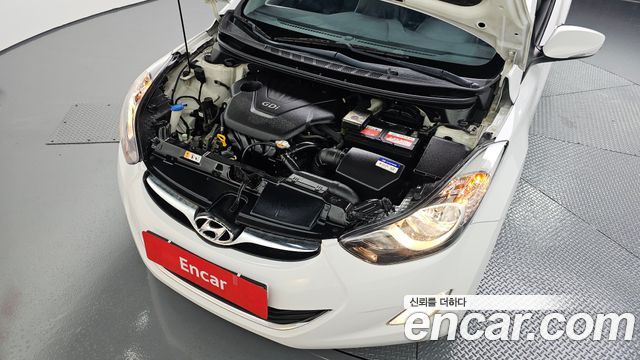 Hyundai Avante 2012 thumb 6