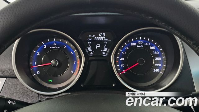 Hyundai Avante 2012 thumb 8