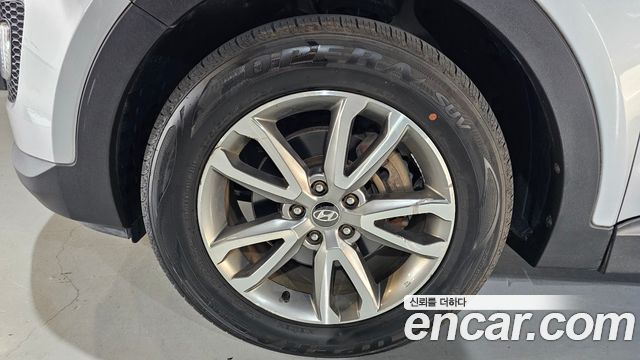 Hyundai Santa Fe 2013 thumb 6