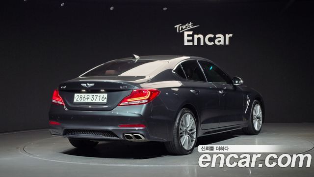Genesis G70 2019 thumb 3