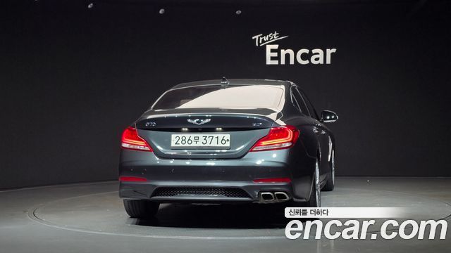 Genesis G70 2019 thumb 5