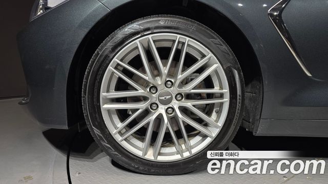 Genesis G70 2019 thumb 6