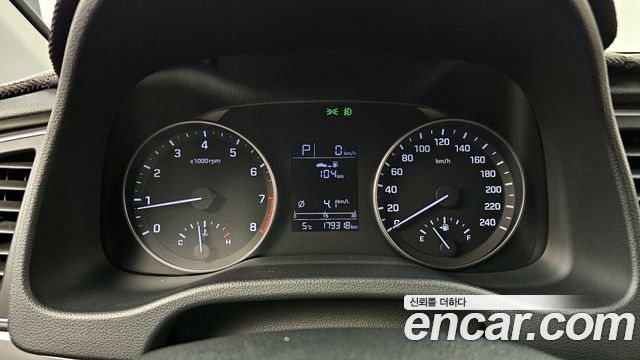 Hyundai Avante 2016 thumb 8