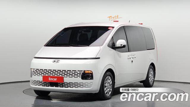 Hyundai Staria 2021 thumb 2