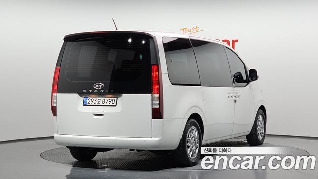 Hyundai Staria 2021 thumb 3