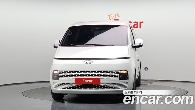 Hyundai Staria 2021 thumb 4
