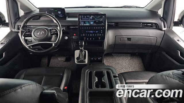 Hyundai Staria 2021 thumb 7