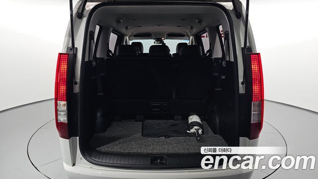 Hyundai Staria 2021 thumb 12