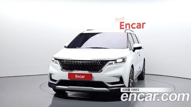 Kia Carnival 2023 thumb 4