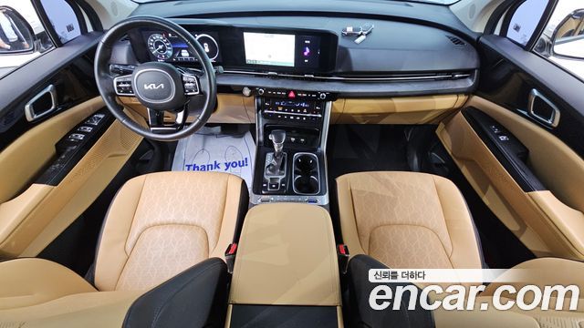 Kia Carnival 2023 thumb 8