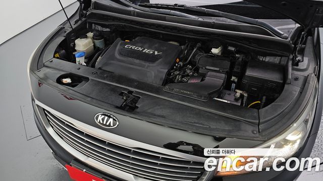 Kia Carnival 2015 thumb 6