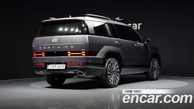 Hyundai Santa Fe 2023 thumb 3