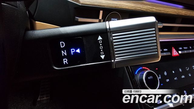 Hyundai Santa Fe 2023 thumb 10
