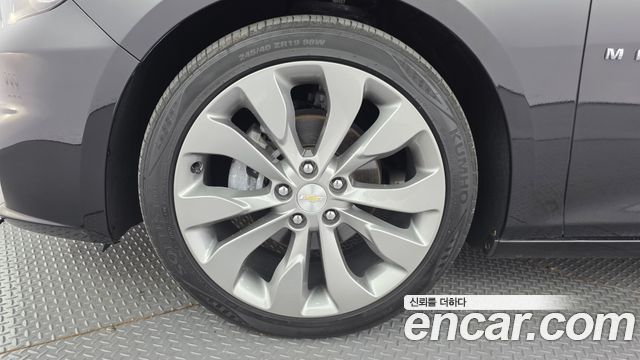 Chevrolet Malibu 2018 thumb 6