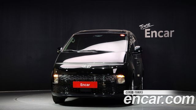 Hyundai Staria 2022 thumb 4