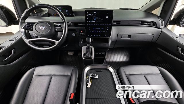 Hyundai Staria 2022 thumb 7