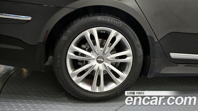 Hyundai Genesis 2011 thumb 6