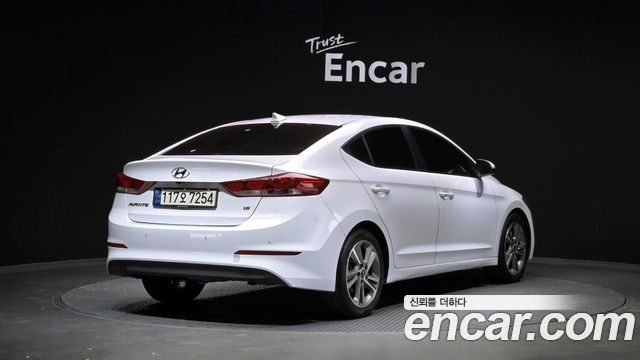 Hyundai Avante 2017 thumb 3