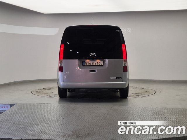 Hyundai Staria 2023 thumb 7