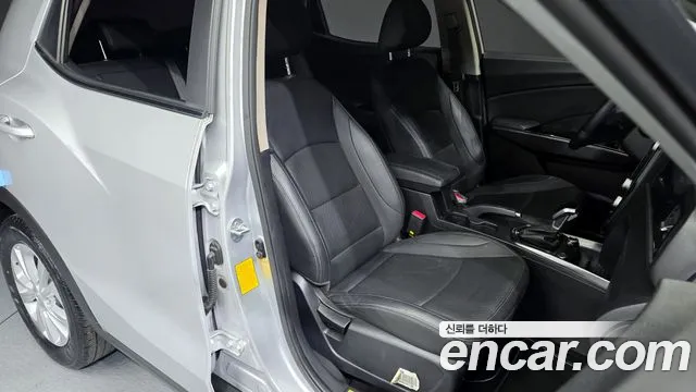 SsangYong Tivoli 2020 thumb 12