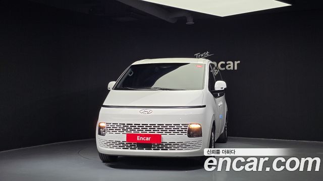 Hyundai Staria 2021 thumb 4