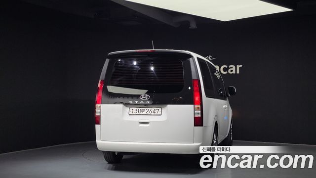 Hyundai Staria 2021 thumb 5