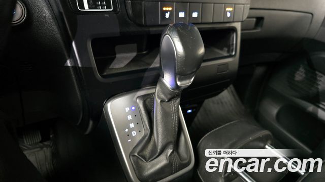 Hyundai Staria 2021 thumb 9