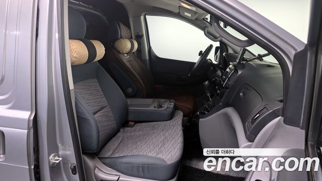 Hyundai Starex 2016 thumb 10
