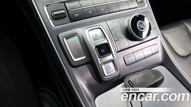Hyundai Santa Fe 2021 thumb 10