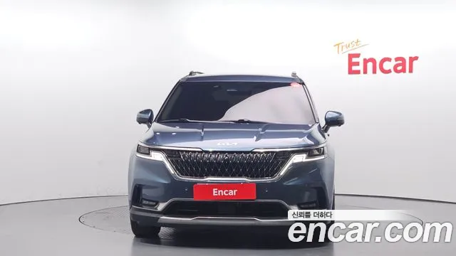 Kia Carnival 2021 thumb 4
